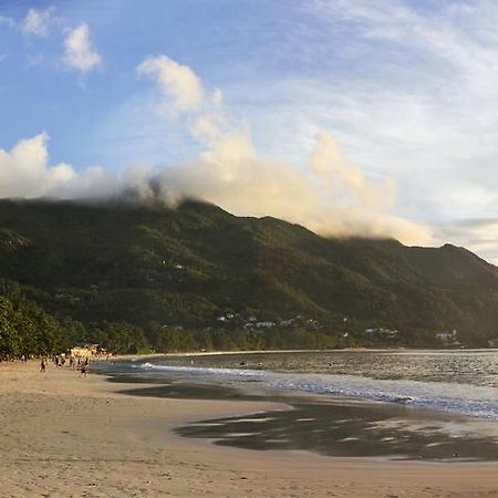 Vicky'S Holiday Apartment Vịnh Beau Vallon Ngoại thất bức ảnh